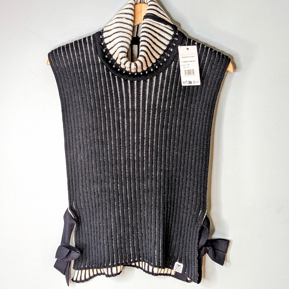 Dale Of Norway Pure Wool Black Cream  Turtleneck Ribbed Split Sweater Vest OS